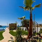 Mareta House 3* Σάγκρες